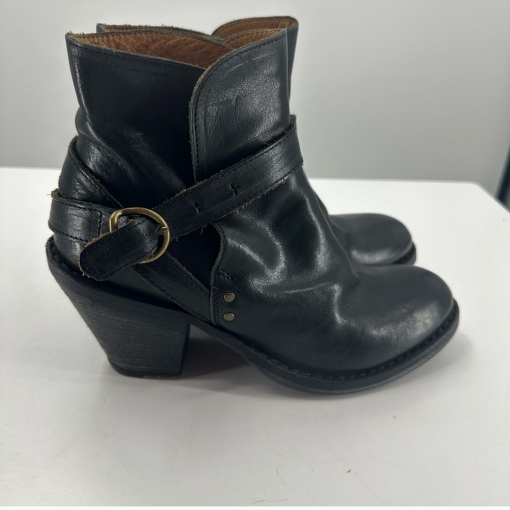 Fiorentini + Baker Black LeatherAnkle Boots Buckles Chunky Heel EU 38 Italy